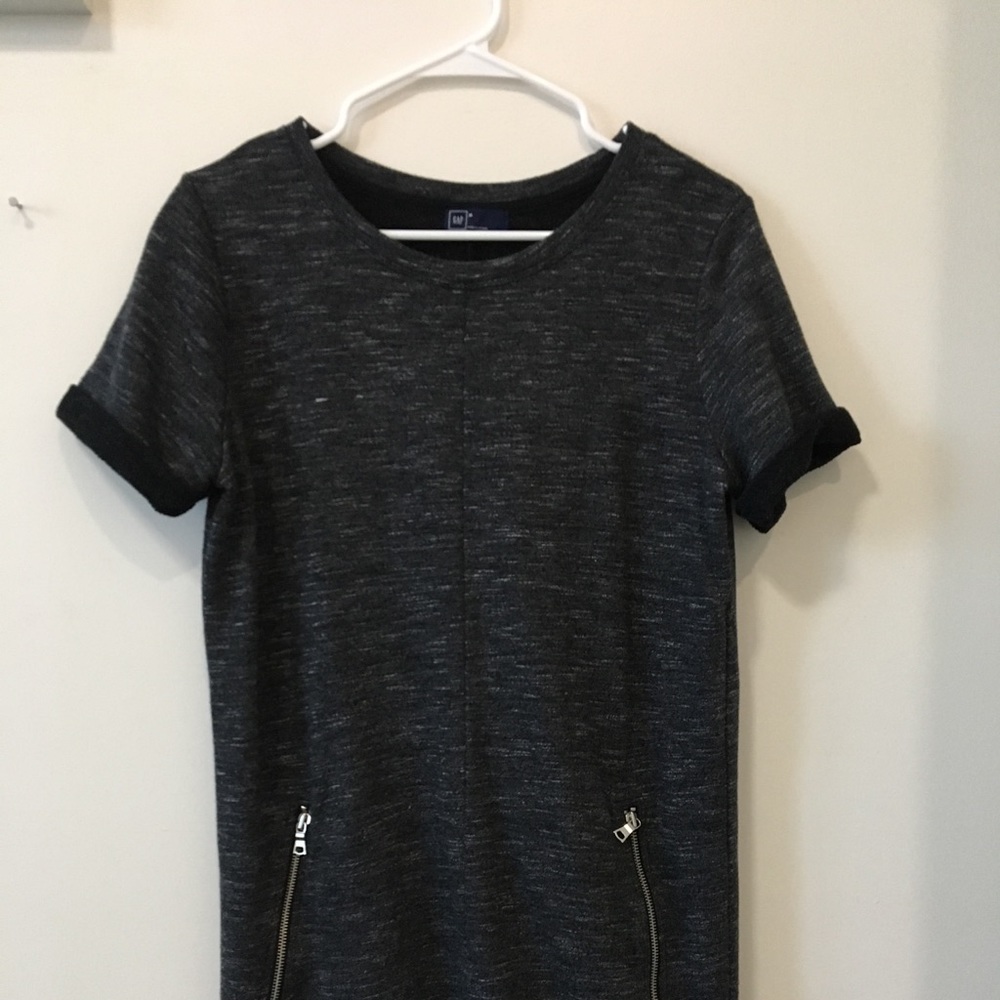 Dress with zippers
